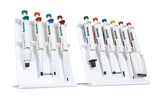 Liquid handling instruments